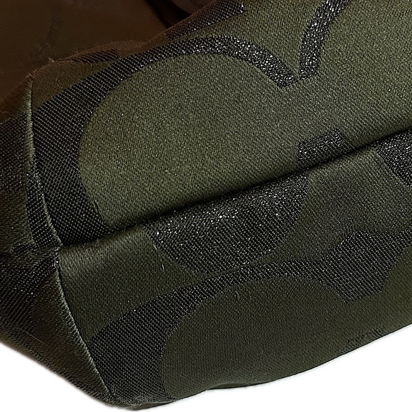 Beautiful COACH F1382-F26248 Campbell Signature Green Bag! - Picture 10 of 17